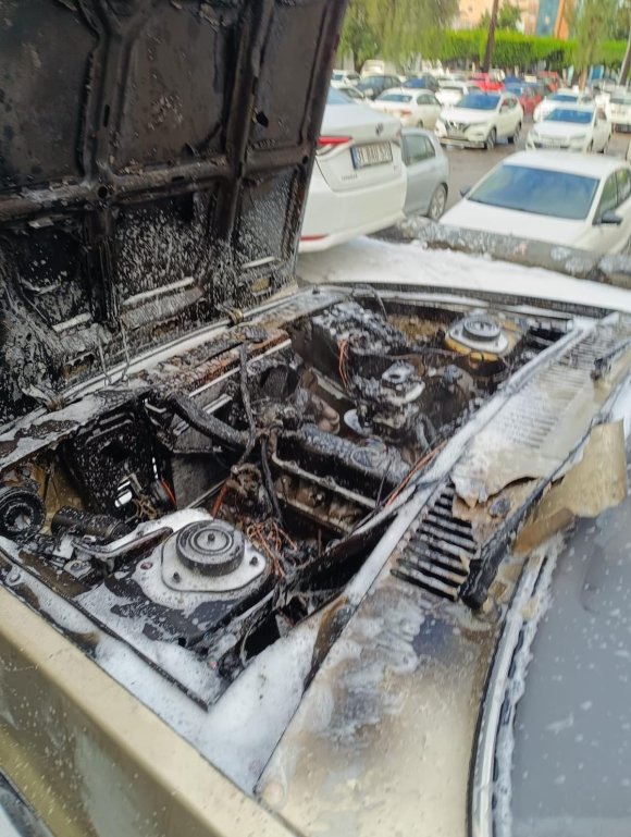 DÖRTYOL’DA TOFAŞ ALEVLERE TESLİM OLDU