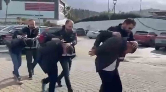İSKENDERUN’DA ARANAN 3 ŞAHIS YAKALANDI