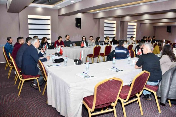 SİLİFKE’DE LGS’YE YÖNELİK KAPSAMLI ÖĞRETMEN ÇALIŞTAYI