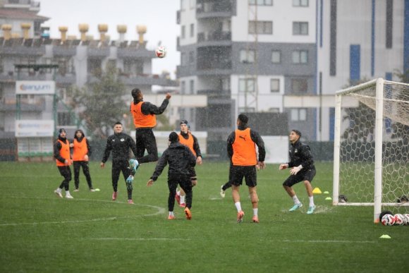 ALANYASPOR, KONYASPOR MAÇI HAZIRLIKLARINI TAMAMLADI