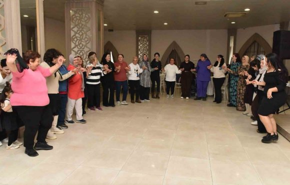 KEPEZLİ HANIMLAR KADINLAR MATİNESİNDE BULUŞTU