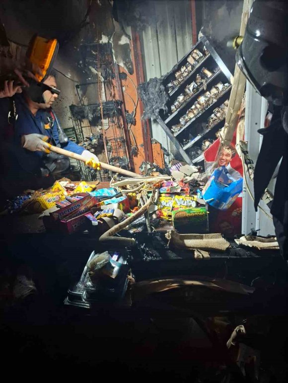 OSMANİYE’DE MARKETTE ÇIKAN YANGIN SÖNDÜRÜLDÜ