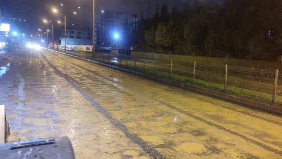 KAHRAMANMARAŞ’TA ŞİDDETLİ YAĞIŞA KARŞI SEFERBERLİK