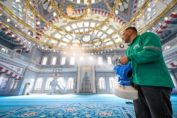 MERSİN’İN 13 İLÇESİNDE İBADETHANELER RAMAZAN’A HAZIRLANIYOR