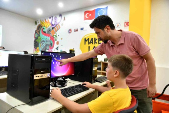 MURATPAŞA’DA ROBOTİK KODLAMA EĞİTİMİ BAŞLIYOR