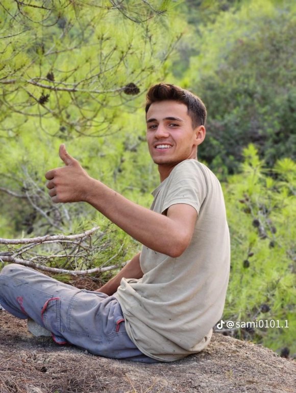 DOĞANAY ŞALGAM’DA FECİ KAZA: GENÇ İŞÇİ HAVUÇ DOĞRAMA MAKİNESİNE DÜŞÜP ÖLDÜ