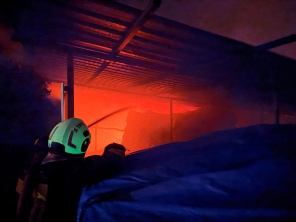 KIRIKHAN’DA SAMANLIK YANGINI