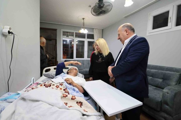 BAŞKAN DEMİRÇALI, İFTARDA ATEŞ AİLESİNİN MİSAFİRİ OLDU