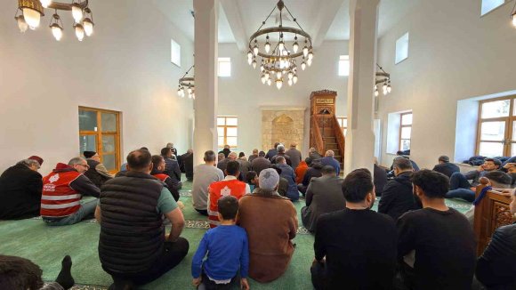 KAHRAMANMARAŞ’TA RESTORASYONU TAMAMLANAN 5 CAMİ DAHA İBADETE AÇILDI