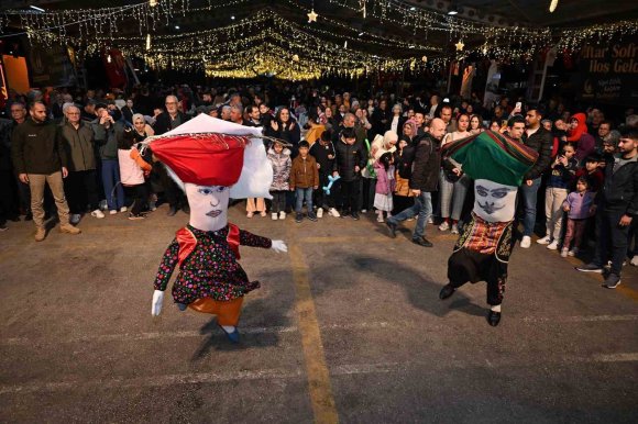 ERDEMLİ’DE BİRLİK SOFRASI: SEÇER’DEN ’PARLAYAN YILDIZ TÜRKİYE’ VURGUSU
