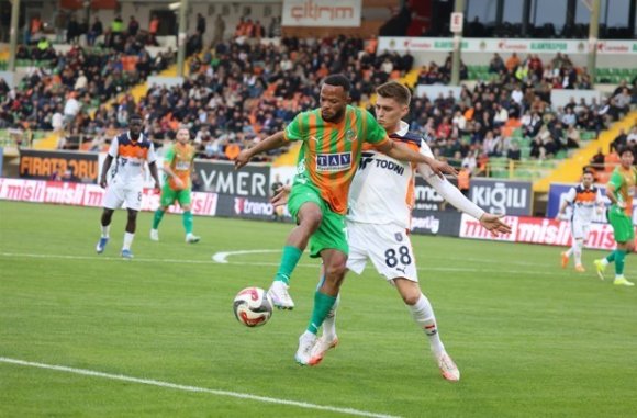 TRENDYOL SÜPER LİG: CORENDON ALANYASPOR: 1 - RAMS BAŞAKŞEHİR: 2 (MAÇ SONUCU)