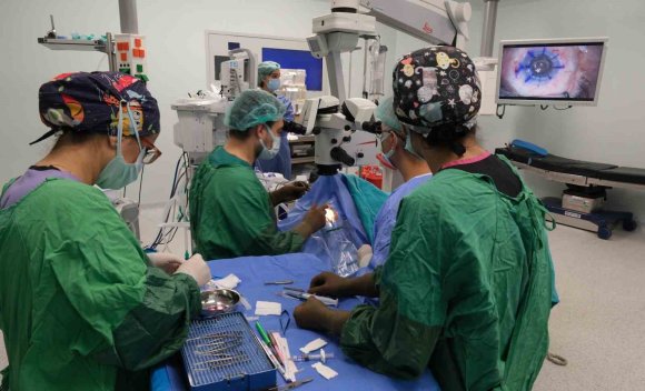 MERSİN ŞEHİR HASTANESİ’NDE İLK KORNEA NAKLİ BAŞARIYLA YAPILDI