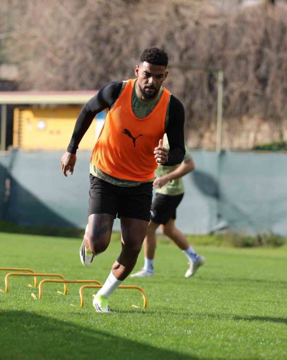 ALANYASPOR, GALATASARAY MAÇI HAZIRLIKLARINA BAŞLADI