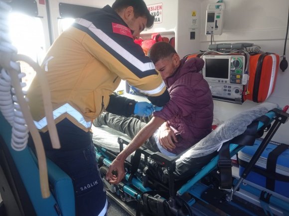 DEFNE’DE EV YANGINI: 1 KİŞİ DUMANDAN ETKİLENDİ