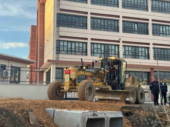 TARSUS BELEDİYESİNDEN SEL RİSKİNE KARŞI KALICI ALTYAPI HAMLESİ