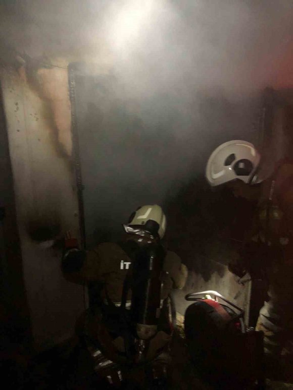 İSKENDERUN’DA EV YANGINI BÜYÜMEDEN SÖNDÜRÜLDÜ