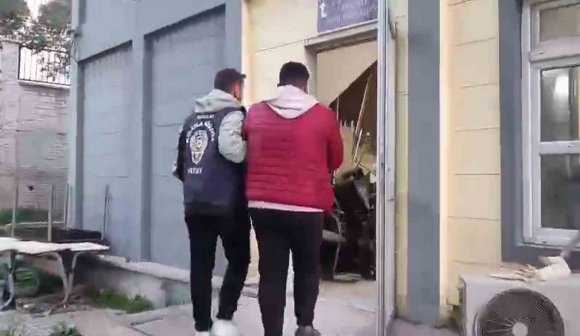 HATAY’DA HAPİS CEZALARI NEDENİYLE ARANAN 3 KİŞİ TUTUKLANDI