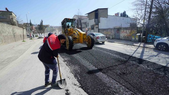 KAHRAMANMARAŞ’TA YOL ONARIM VE YAPIM ÇALIŞMALARI