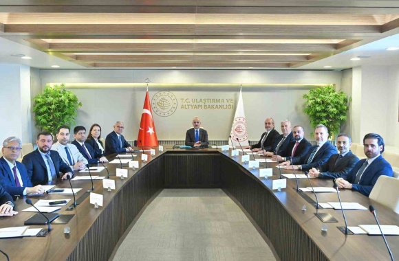 AOSB YÖNETİMİ, ULAŞIM SORUNUNU ANKARA’YA TAŞIDI