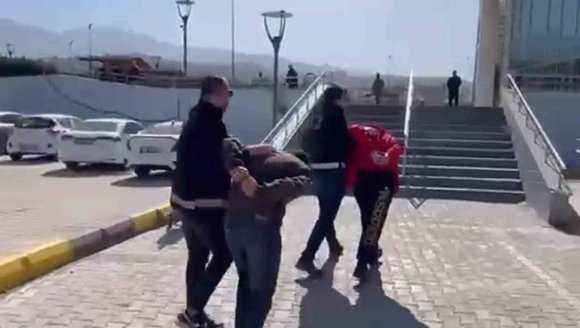 HATAY’DA HAPİS CEZALARI NEDENİYLE ARANAN 7 KİŞİ TUTUKLANDI