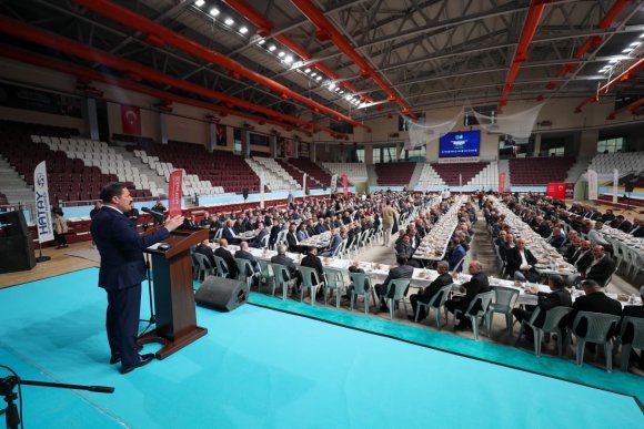 VALİ MASATLI, MUHTARLA İFTARDA BİR ARAYA GELDİ