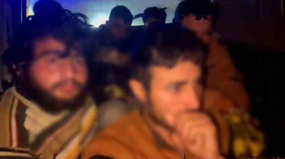 GÖNÜLLÜ OLARAK ÜLKESİNE DÖNEN SURİYE’Lİ KAÇAK YOLLA TÜRKİYE’YE GİRERKEN YAKALANDI