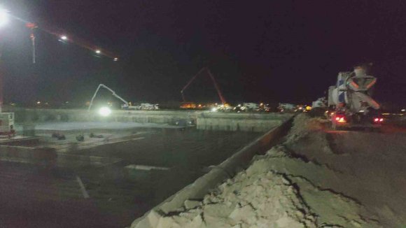 İNŞAATTA YAKLAŞIK 7 METRE YÜKSEKLİKTEN DÜŞEN İŞÇİ YARALANDI