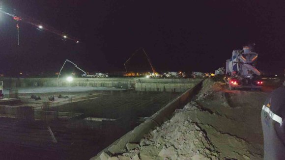 İNŞAATTA YAKLAŞIK 7 METRE YÜKSEKLİKTEN DÜŞEN İŞÇİ YARALANDI