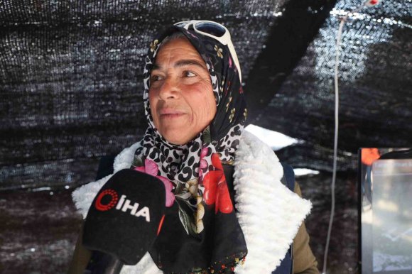 ADANA’DA KONARGÖÇER KADINLARA TAŞINABİLİR ENERJİ DESTEĞİ