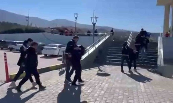 İSKENDERUN’DA ASAYİŞ OPERASYONU; 5 TUTUKLAMA