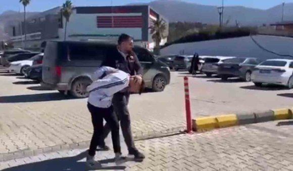 HATAY’DA HAPİS CEZALARI NEDENİYLE ARANAN 3 KİŞİ TUTUKLANDI