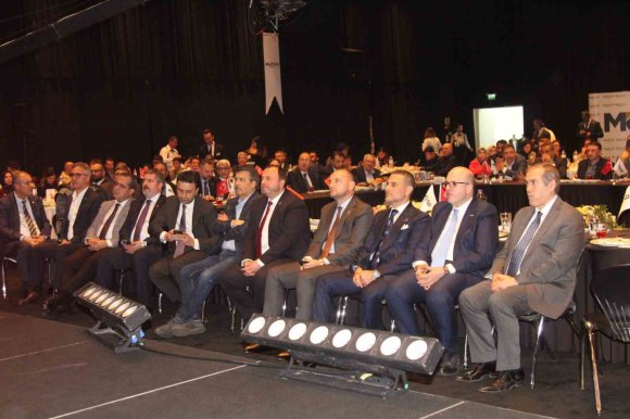 MÜSİAD GENEL BAŞKANI ÖZDEMİR: "İNANIYORUZ Kİ BU ASRIN MERKEZİNDE TÜRKİYE YER ALACAKTIR"