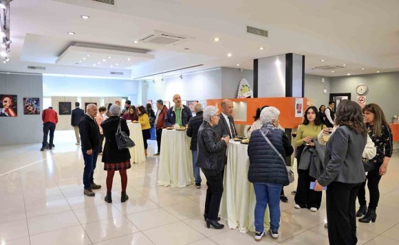 ’İLK CEMRE’ SERGİSİ SANATSEVERLERLE BULUŞTU