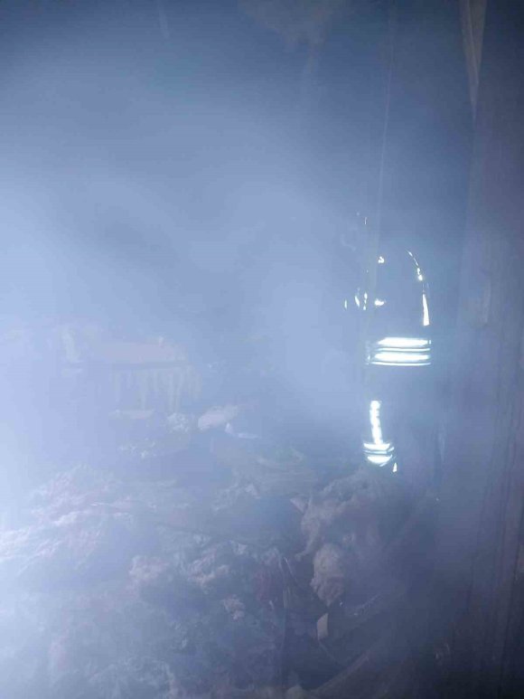 BELEN’DE YANAN EV KULLANILMAZ HALE GELDİ