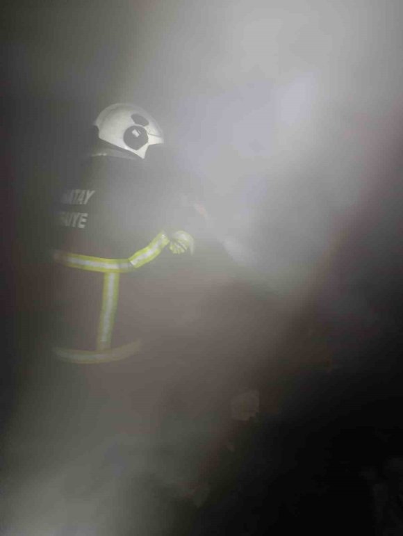 REYHANLI’DA EV YANGINI