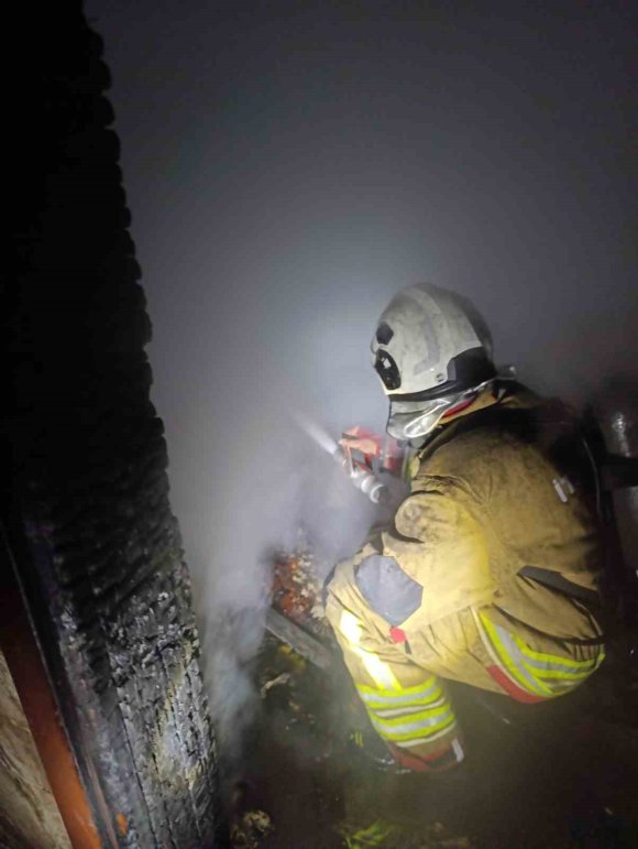 REYHANLI’DA EV YANGINI