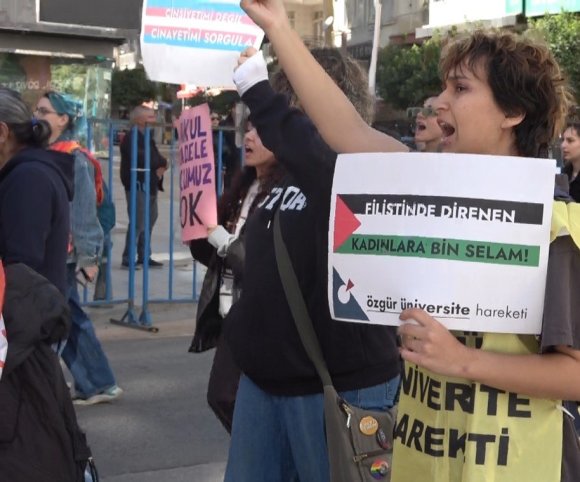 ANTALYA’DA 8 MART DÜNYA KADINLAR GÜNÜ YÜRÜYÜŞÜ