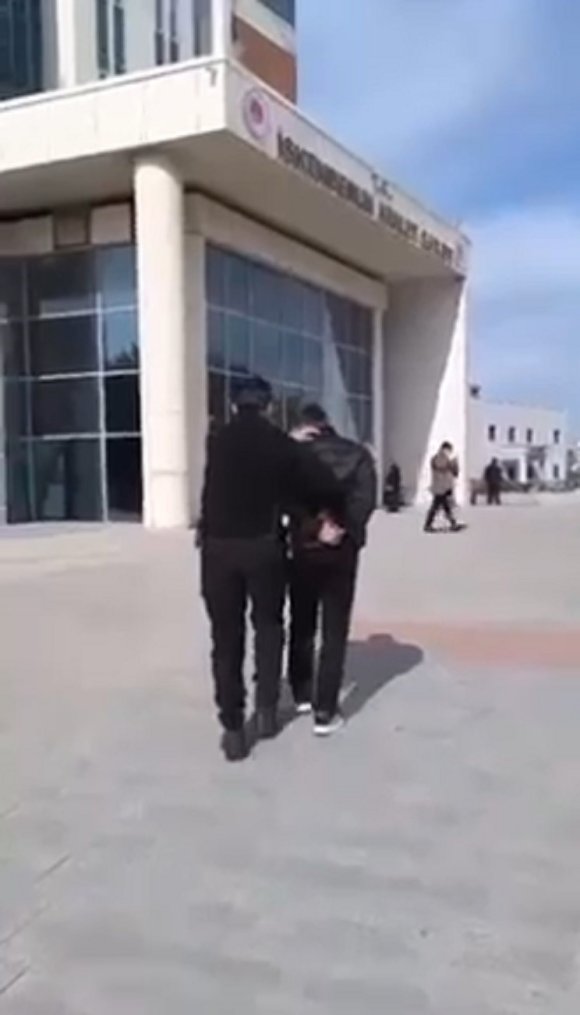 HATAY’DA ARANMASI OLAN 2 KİŞİ TUTUKLANDI