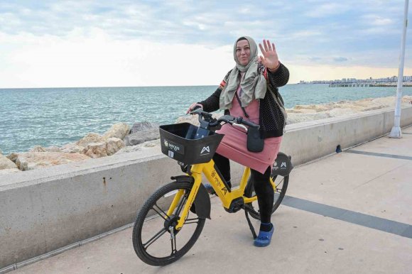 KADINLARIN GÜCÜ MERSİN’DE KENT YAŞAMINA YANSIYOR