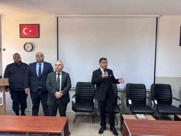 BAŞSAVCI ÇATLI: "GELECEĞİNİZİ BİR IBAN’A KİRAYA VERMEYİN"