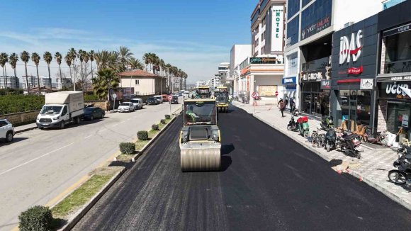 DÖRTYOL’DA BETON ASFALT ÇALIŞMALARI HIZ KAZANDI