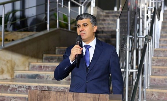 AKDENİZ’DE BİRLİK SOFRASI: KAYMAKAM ŞENER PERSONELLE İFTAR YAPTI