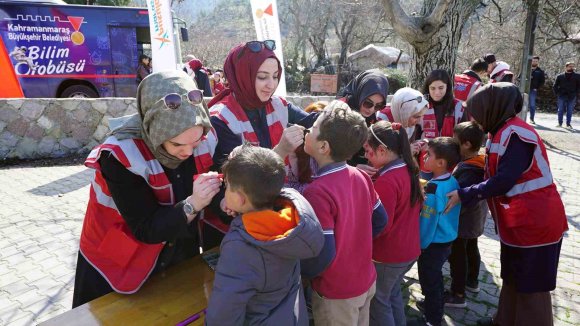 BÜYÜKŞEHİR’DEN SARIÇUKUR’DA MİNİKLERE EĞLENCE VE BİLİM DOLU GÜN