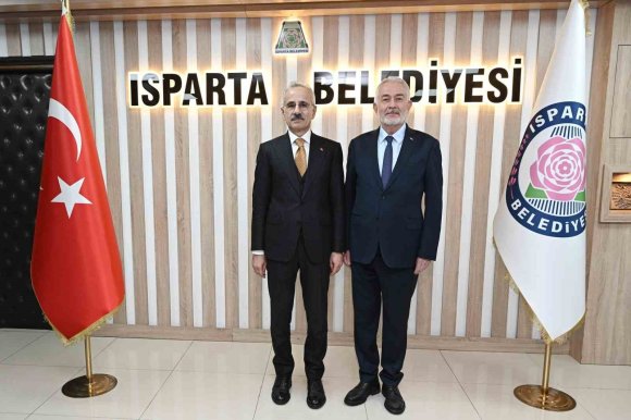 BAKAN URALOĞLU: "ISPARTA’DA GÜZEL İŞLER YAPILIYOR"