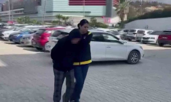 EŞİYLE YAŞADIĞI TARTIŞMADA ELİNDEKİ POMPALI TÜFEK ATEŞ ALAN ŞAHIS HAYATINI KAYBETTİ