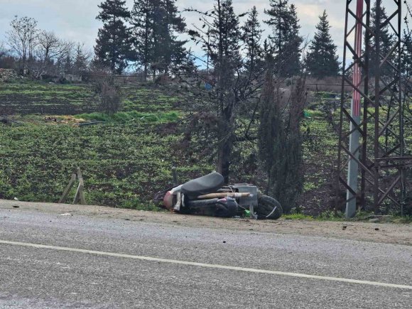 ANTAKYA’DA OTOMOBİLLE ÇARPIŞAN MOTOSİKLETİN SÜRÜCÜSÜ HAYATINI KAYBETTİ