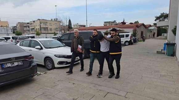 1,2 MİLYONLUK VURGUN: ALTINLARI PAYLAŞIP EĞLENDİLER