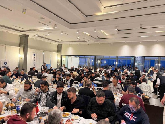 ATAKAŞ AİLESİ İFTAR SOFRASINDA BULUŞTU