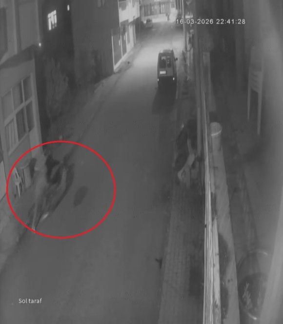 PARK HALİNDEKİ MOTOSİKLETİ ÇALDILAR