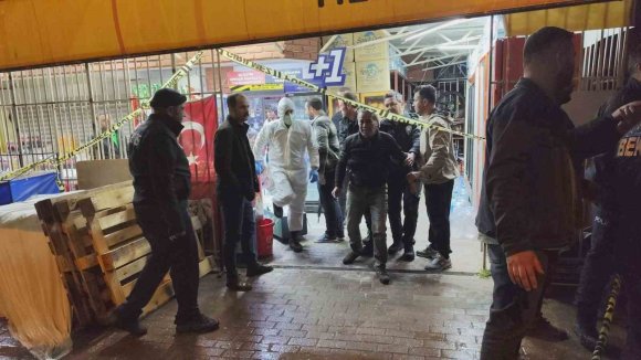 MARKETTE İŞYERİ SAHİBİNİN OĞLU İLE MÜŞTERİ ARASINDAKİ TARTIŞMA CİNAYETLE SONUÇLANDI